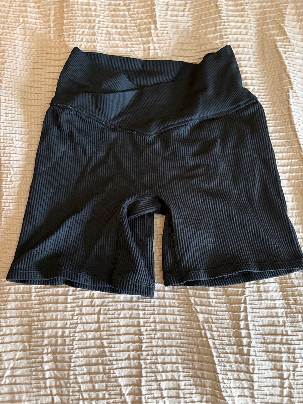 Crossover shorts